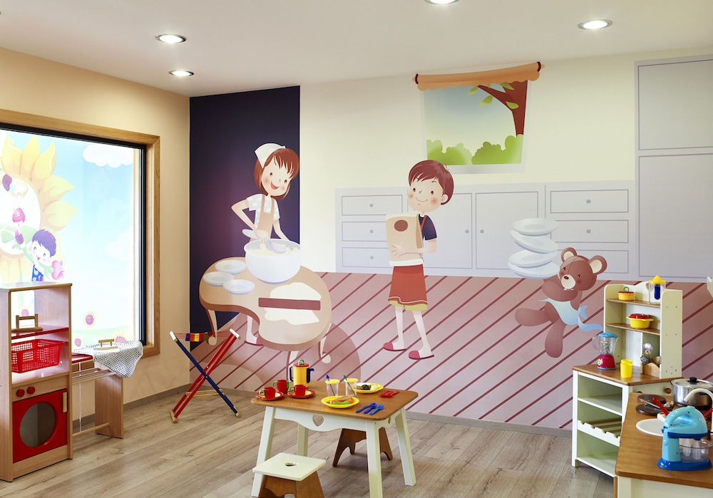 Roda Beach Resort & Spa 7/49