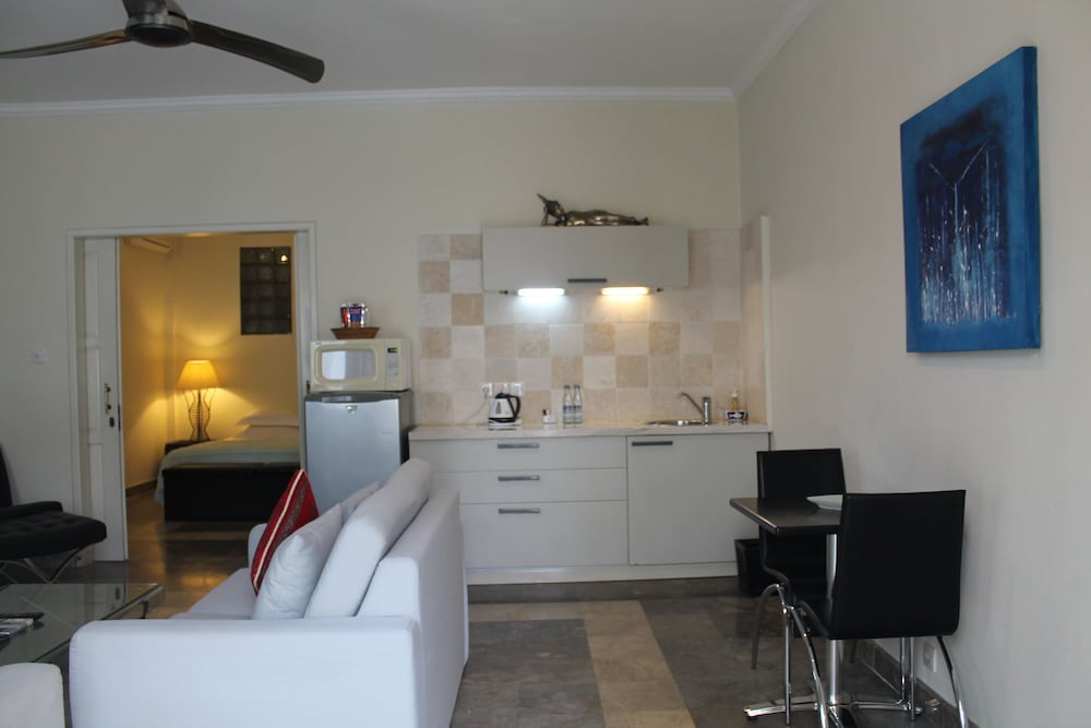 BALI COURT HOTEL AND APARTMENT 11/39