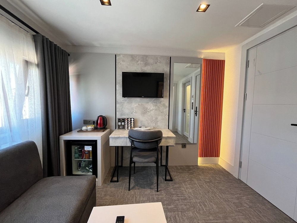 Starton Hotel 47/50