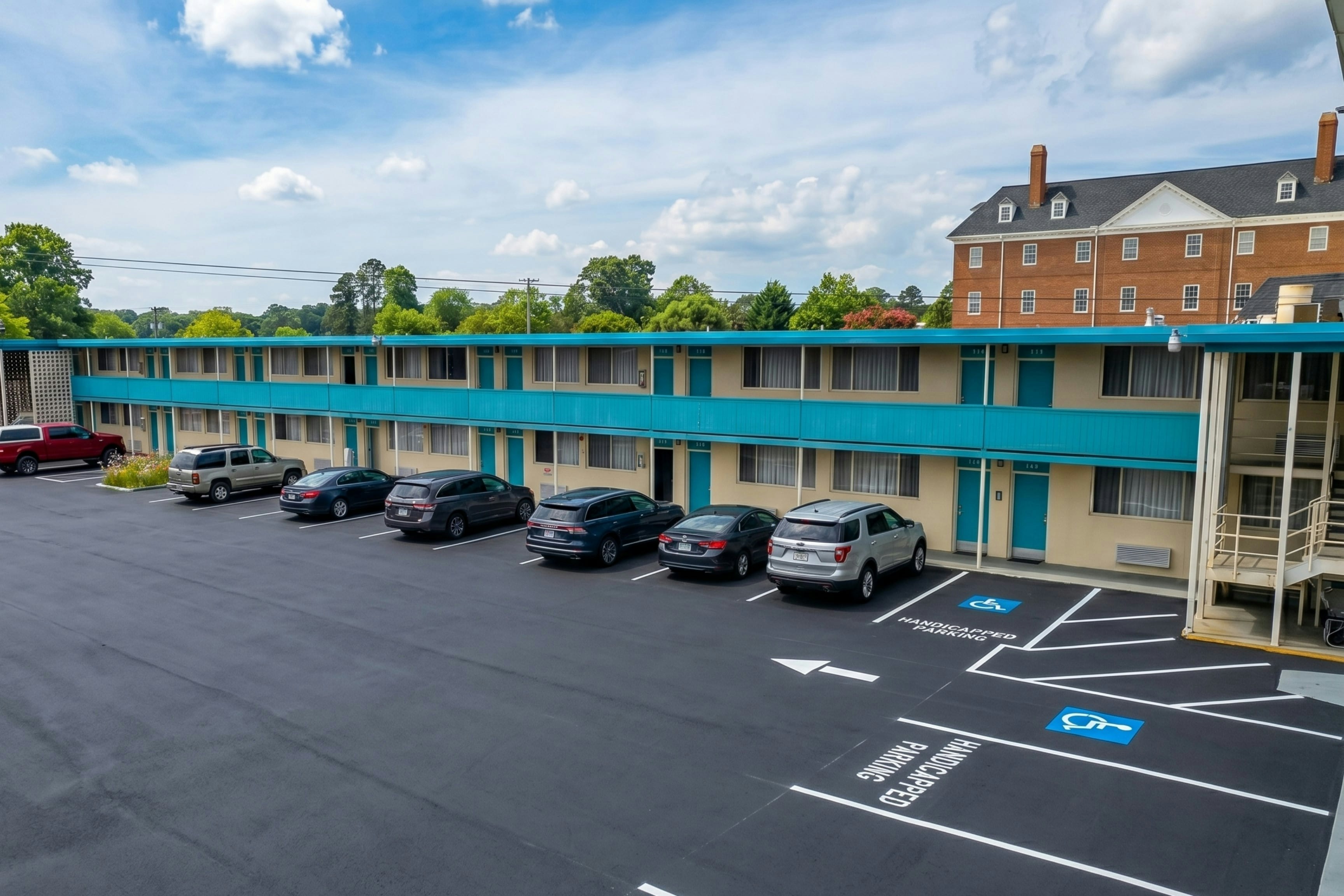 Carolina Inn Anderson Clemson Area 26/36