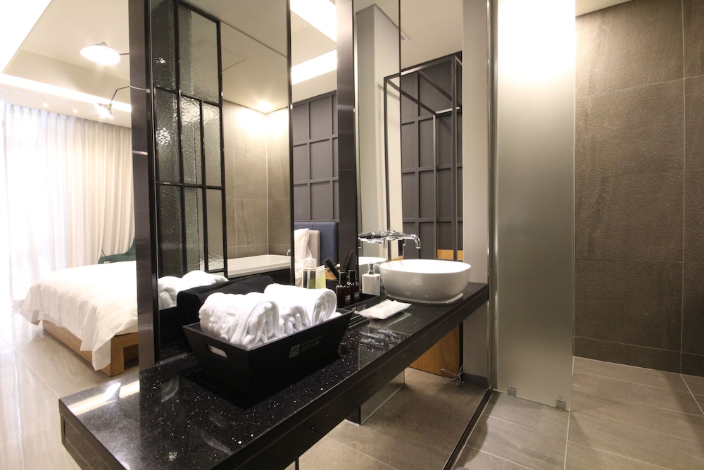 Jeonju Ecostay Hotel 45/47