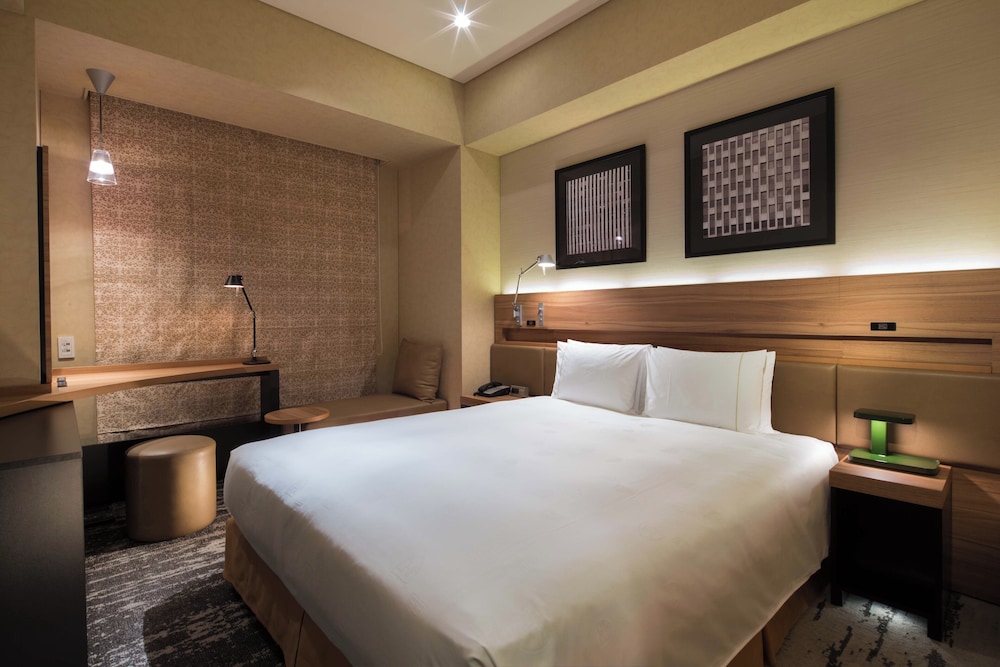 ECONOMY, DOUBLE BED, TOKYO TOWER VIEW