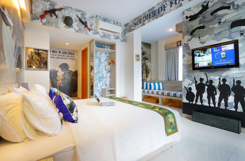 Rhadana Hotel 5/63