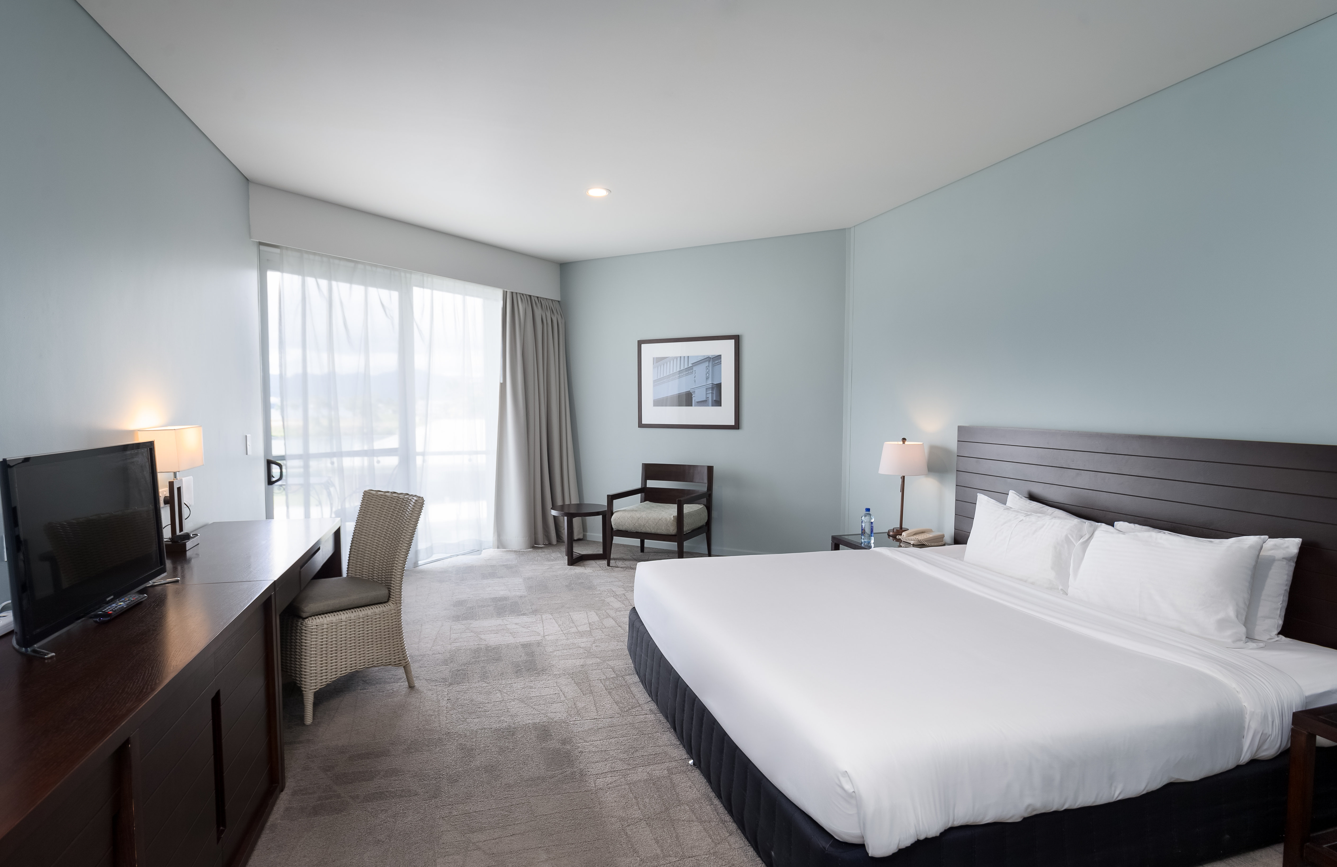 Grand Pacific Hotel 25/84