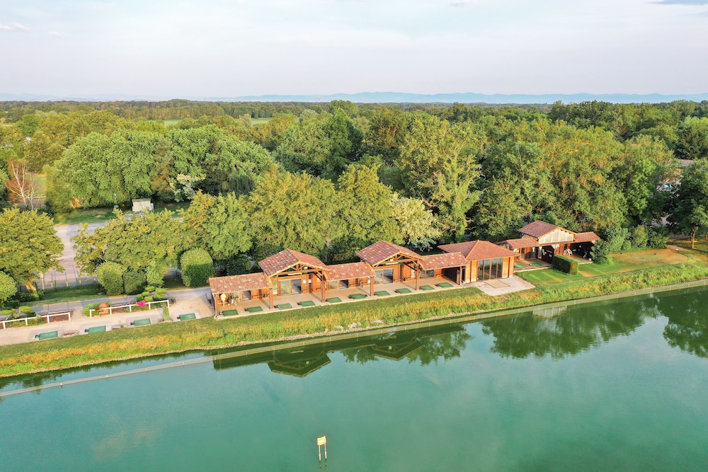 GOLF AND HOTEL DU GOUVERNEUR-MONTHIEUX 6/55