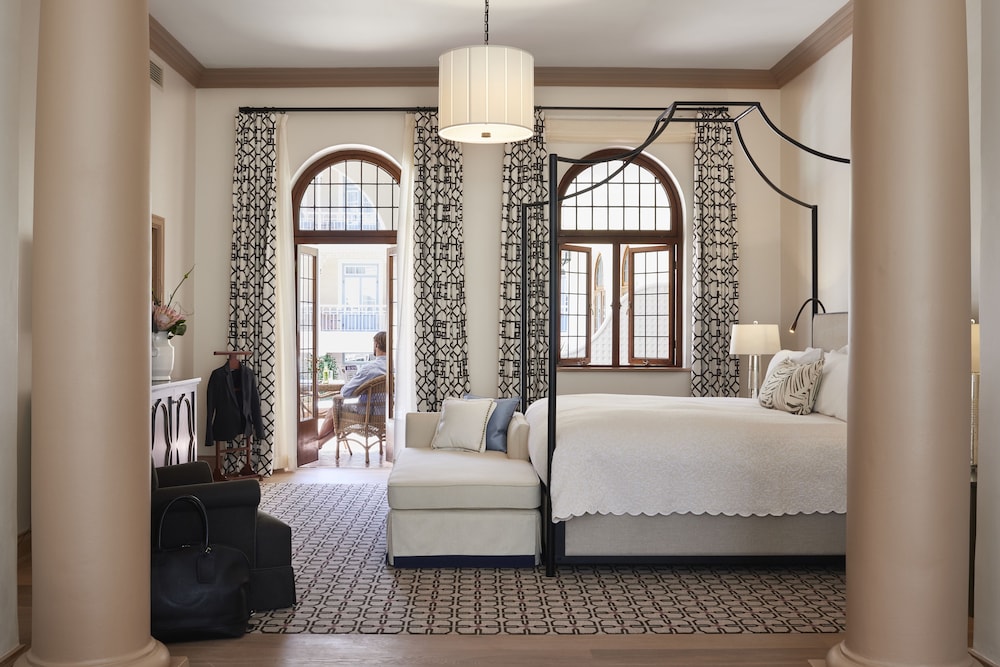 1 Bedroom, Deluxe, Suite, King Bed, Mount Nelson A Belmond Hotel Cape Town 4/4