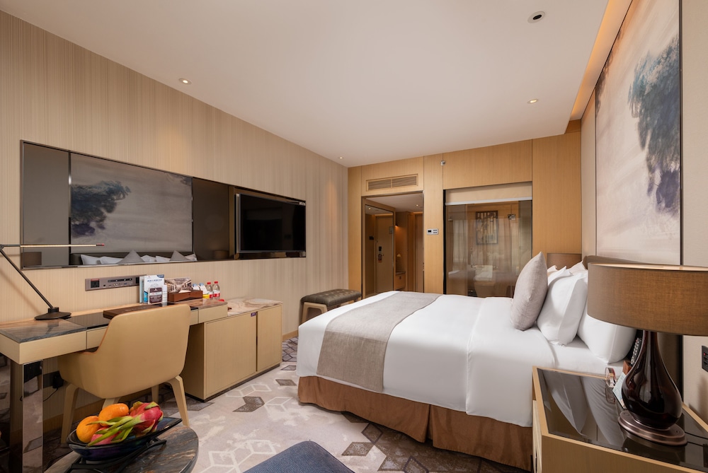 Zhuhai Longzhuda International Hotel 5/29