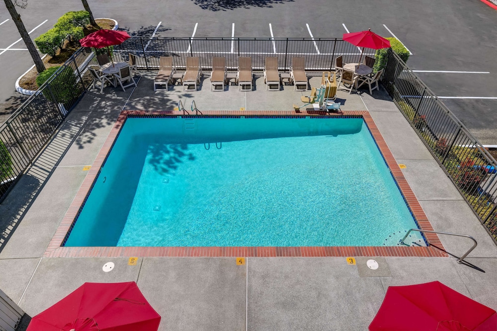 Motel6 Kirkland, WA - North Kirkland 50/58