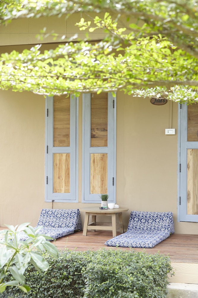 House Of Love At Pai 2/67