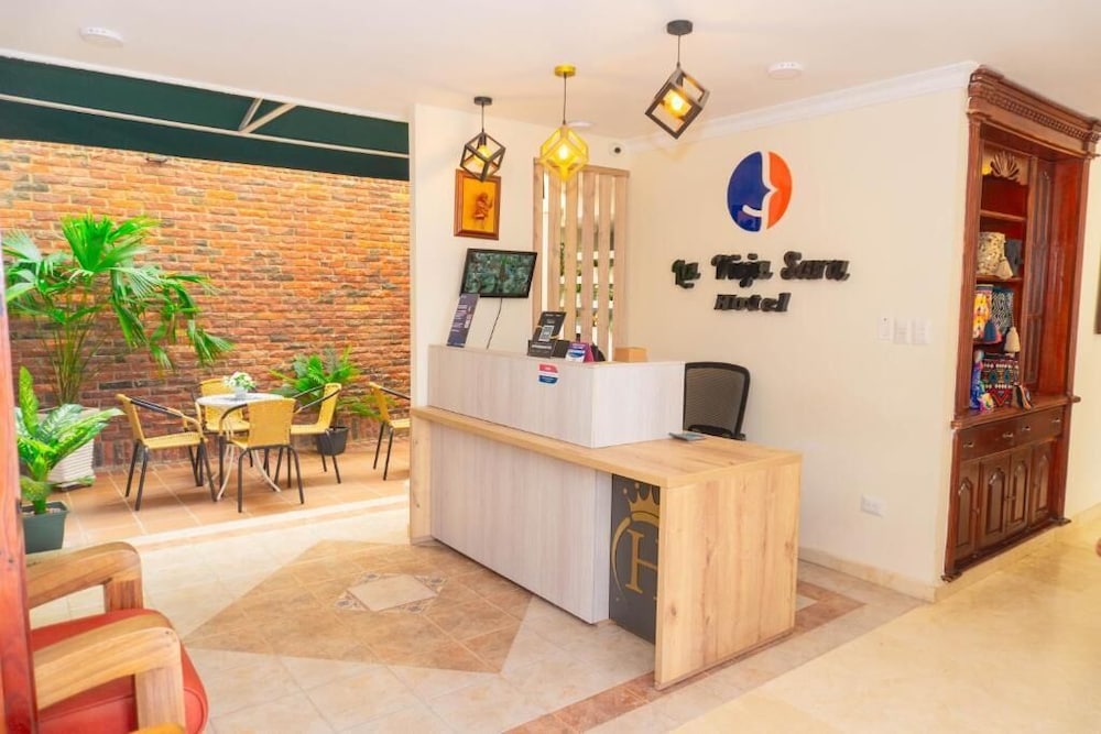 Hotel Galería La Vieja Sara 3/36