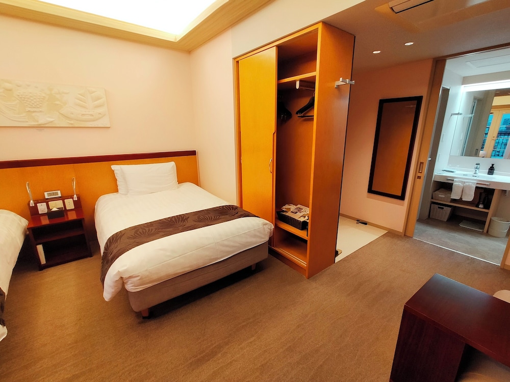 Ram, Deluxe, Twin Beds, Sofa