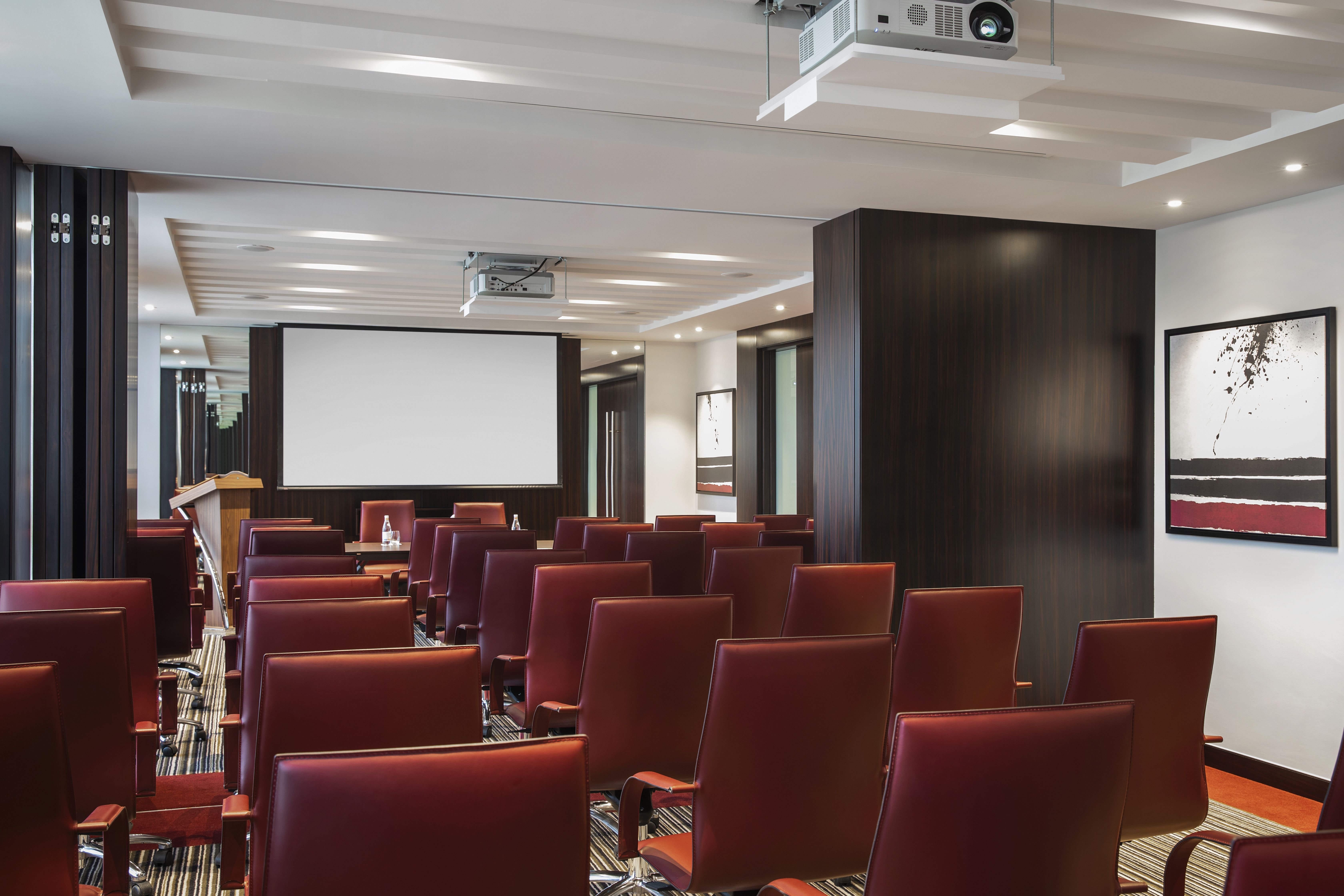 سنترو سلامة جدة من روتانا(Centro Salama Jeddah By Rotana) 30/39