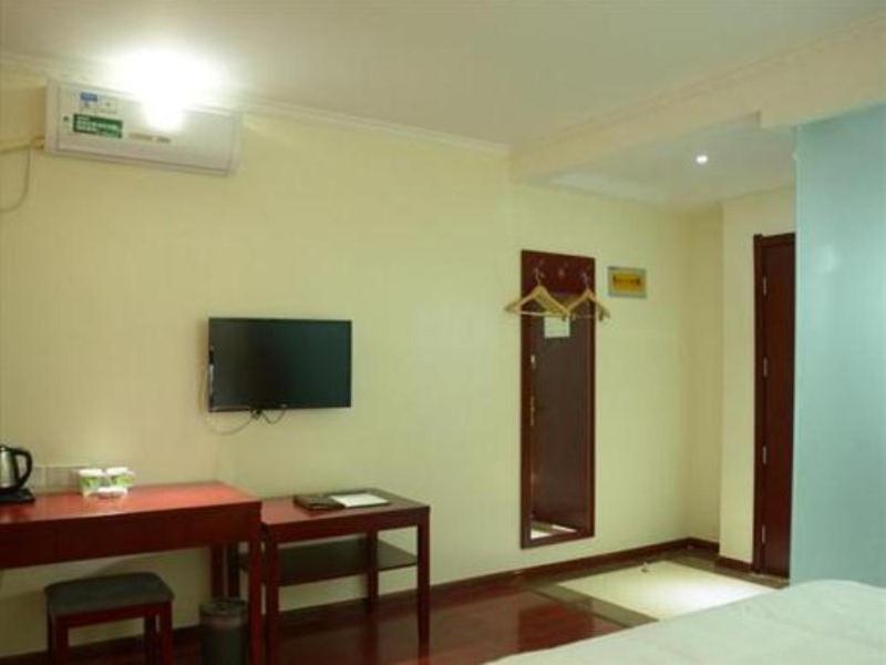 GreenTree Inn Heze Development Zone Guangzhou Road Yuehua Express Hotel 49/58