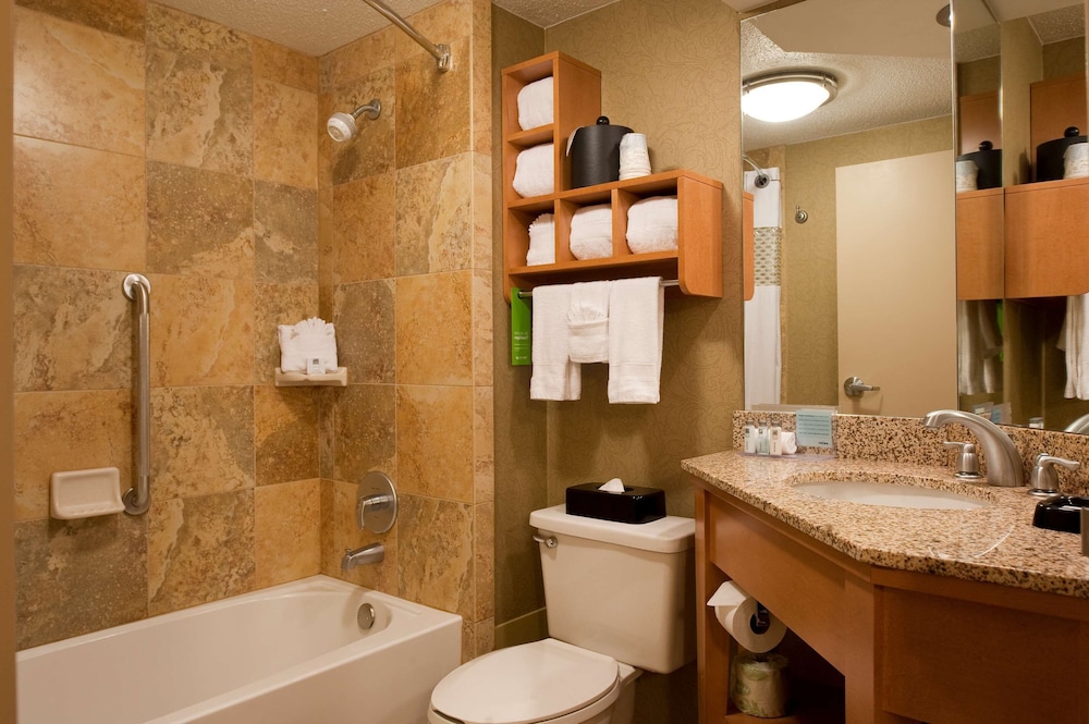 Spark by Hilton Brentwood Nashville I 65S 11/36