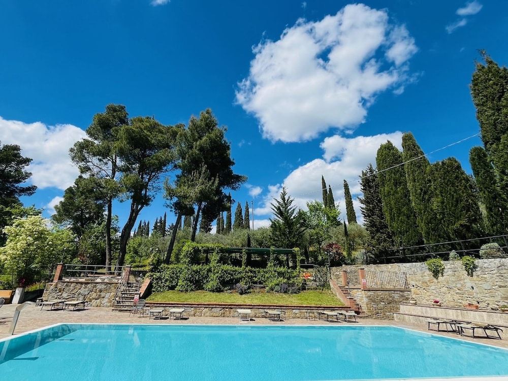 Villa Schiatti 71/75