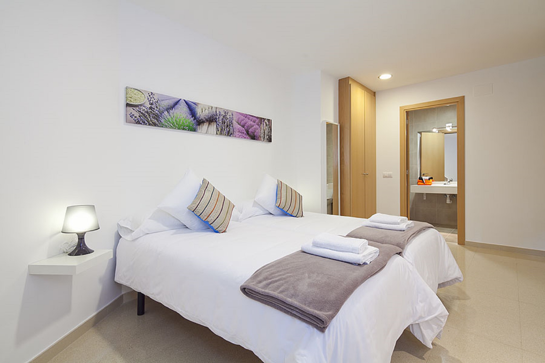 Charmsuites Paralel 5/25