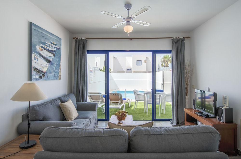 Villas Puerto Rubicon 36/71