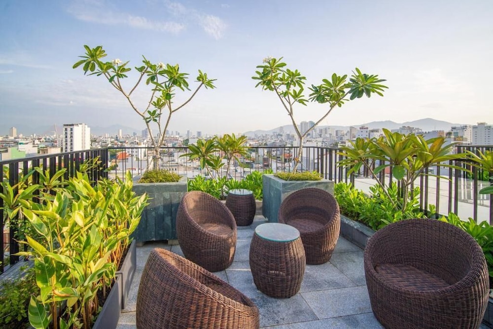 Bonny Boutique Hotel Da Nang 33/50