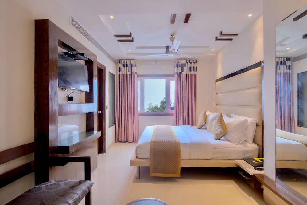 Superior, Studio, Single Bed, Bay View