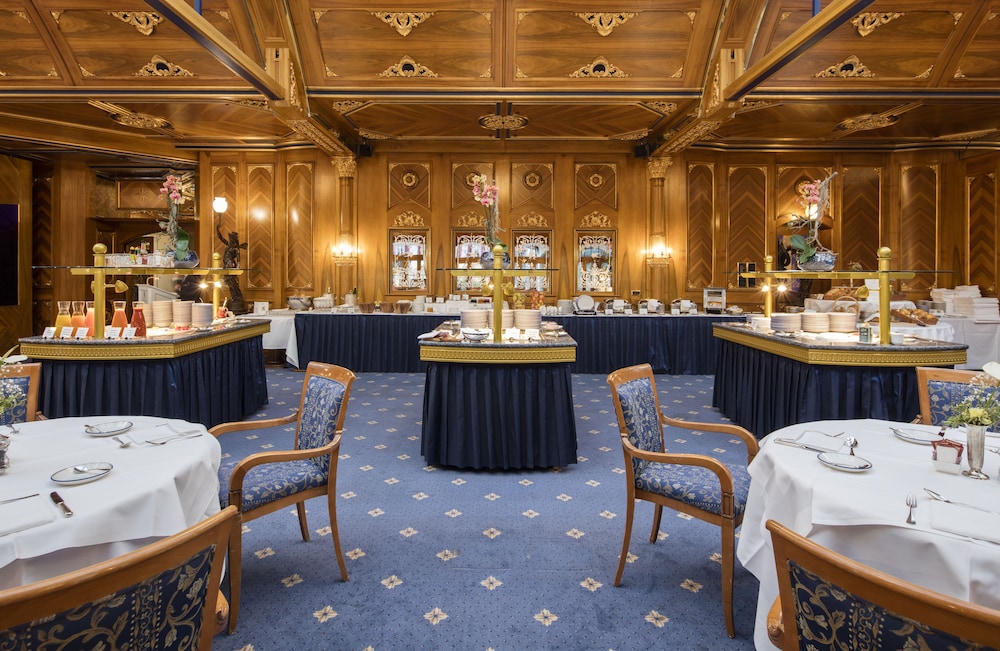 Grand Hotel Zermatterhof 35/50