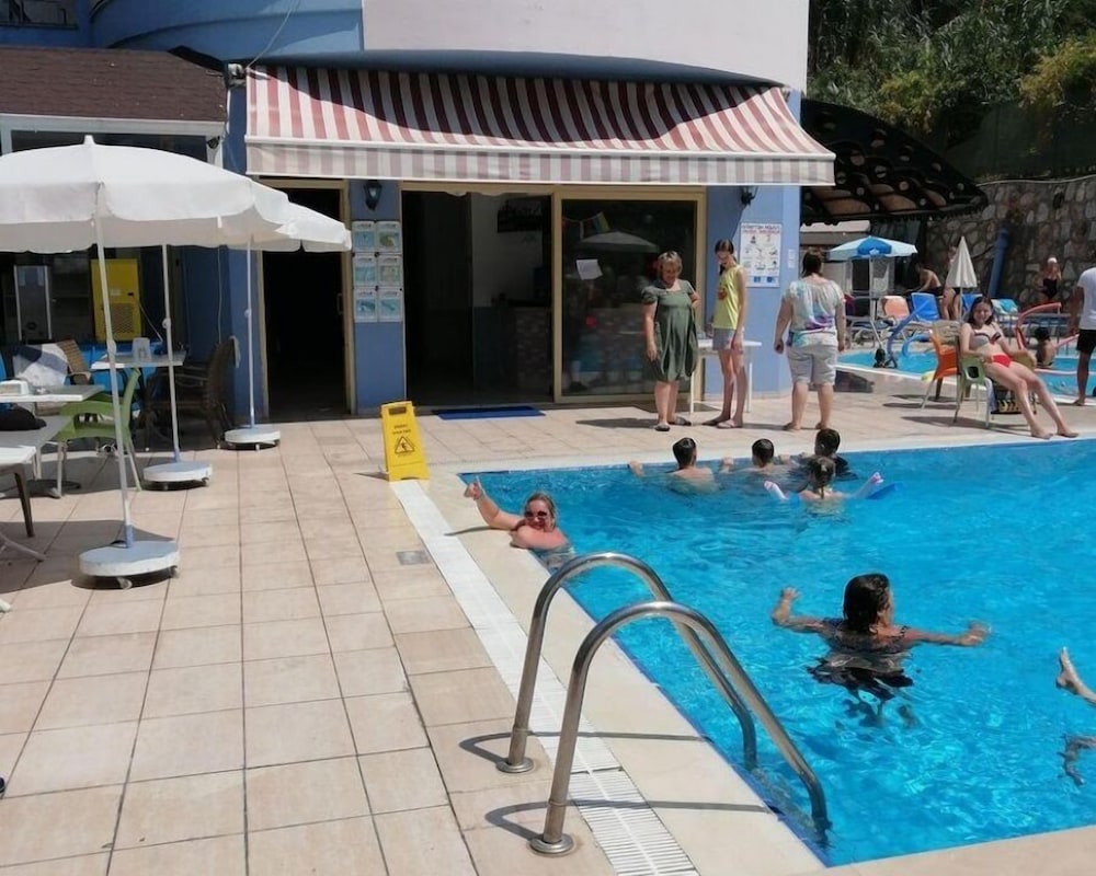 Vital Beach Hotel 33/50