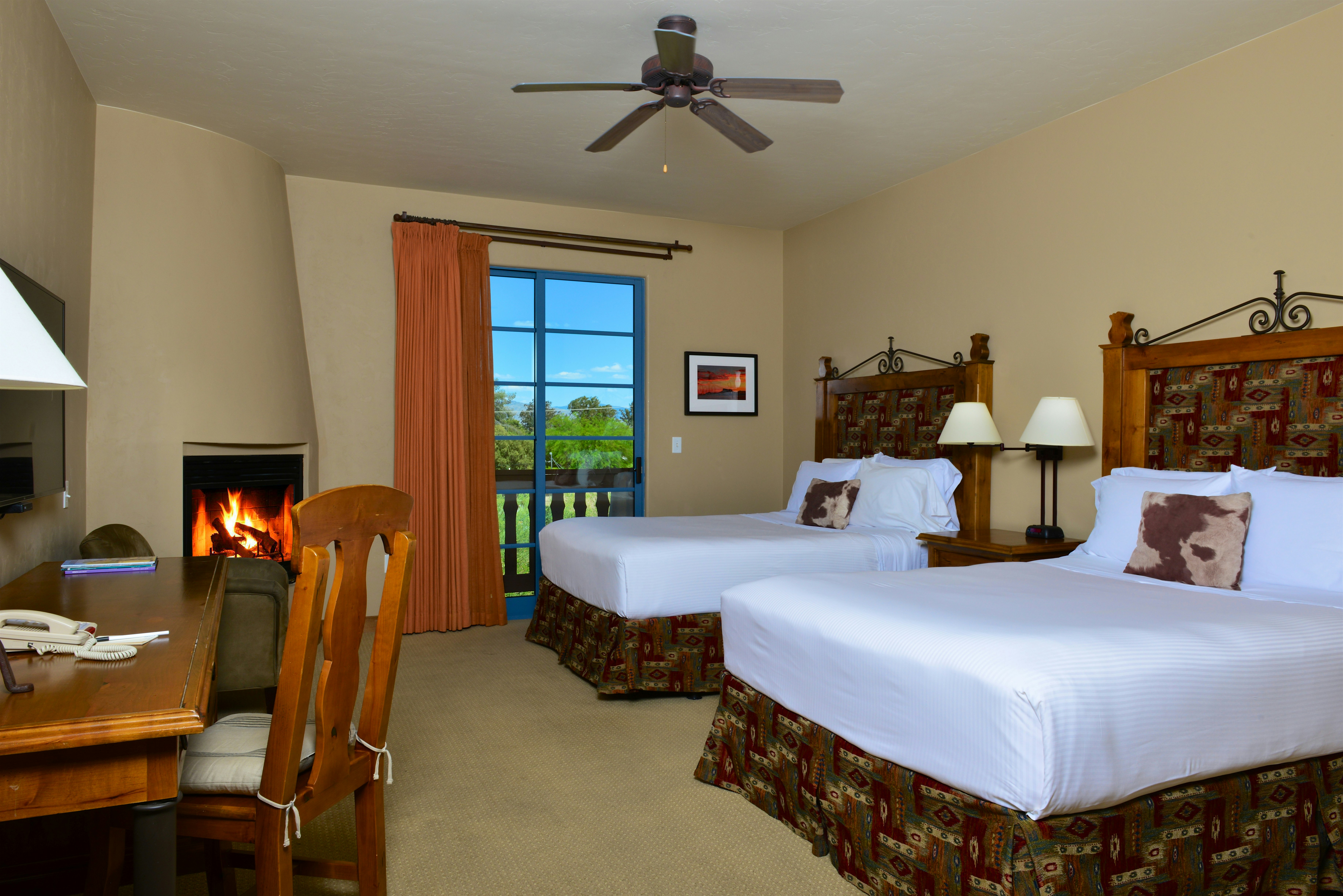 Lodge On The Desert 24/69