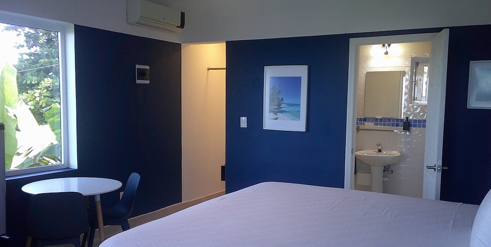 E&amp;J Boutique Residences 15/50