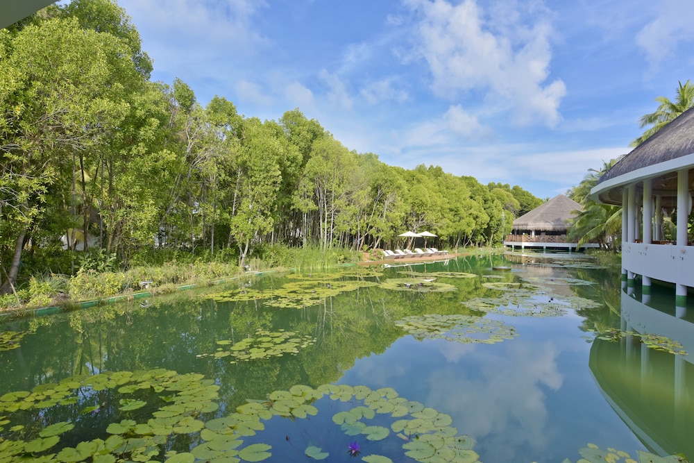 Dreamland The Unique Sea & Lake Resort Spa 32/41