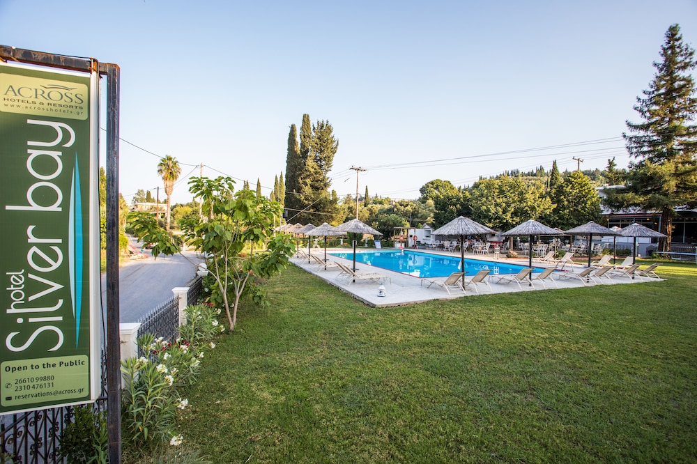 Silver Bay Hotel 40/62