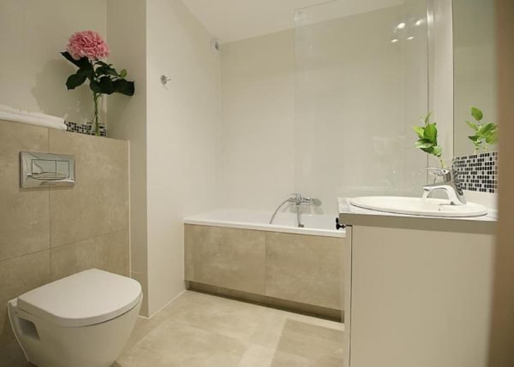EXECUTIVE, PENTHOUSE, 2 DOUBLE BEDS, SOFA