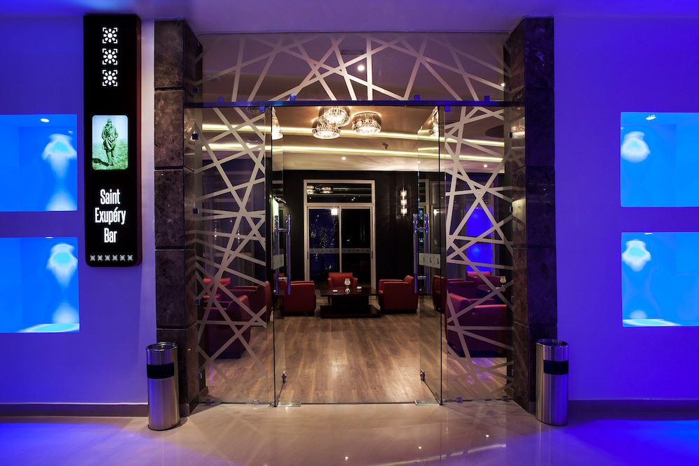 Sky Casa Airport Casablanca photo5