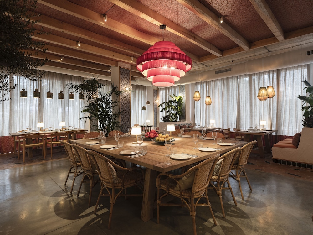 Hesperia Sevilla Hotel 54/72