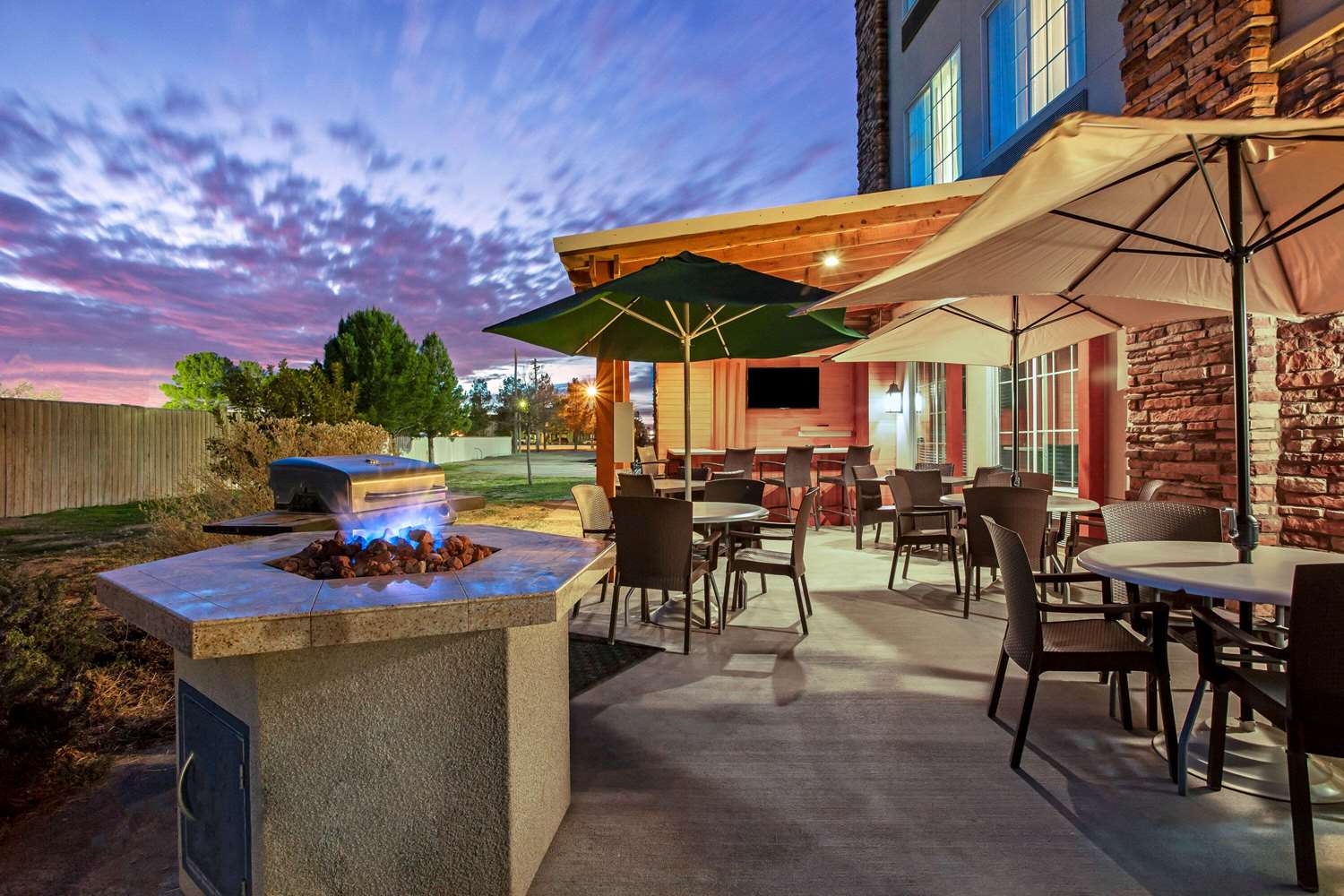 La Quinta Inn & Suites by Wyndham Pecos 49/62