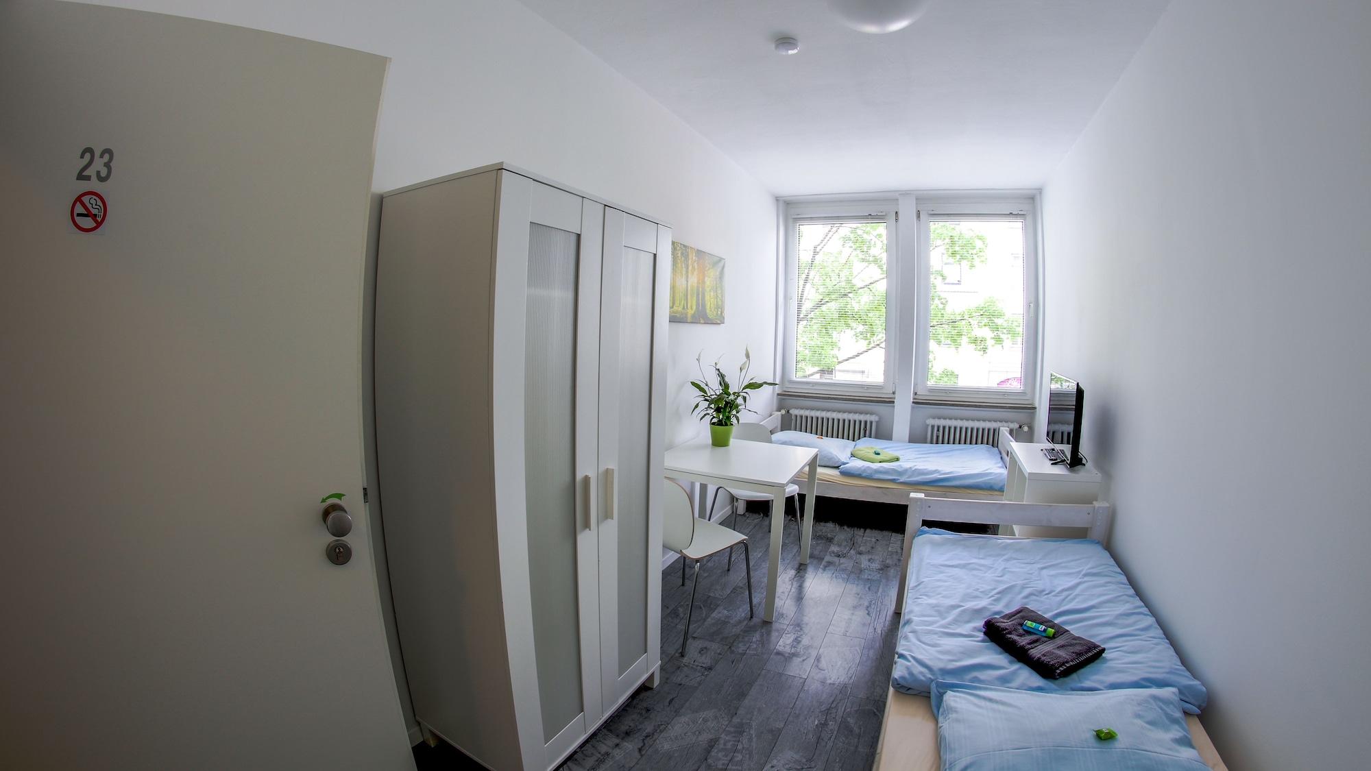 Pm-Rooms 13/63
