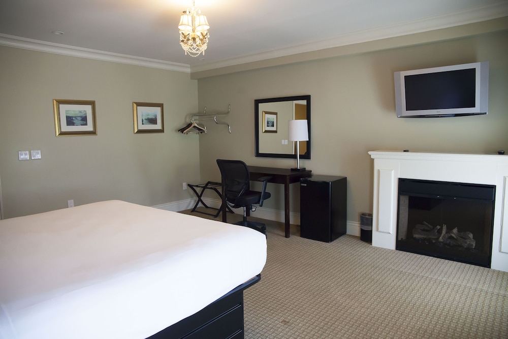 Niagara Crossing Hotel and Spa 17/39