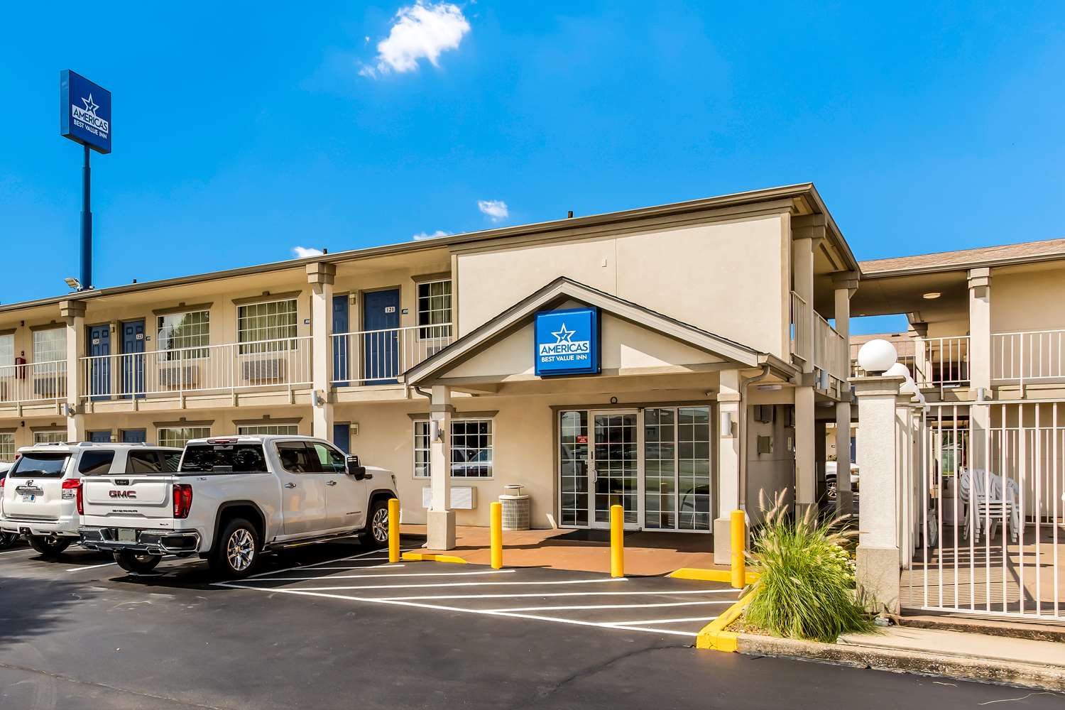 Americas Best Value Inn Bowling Green 27/28