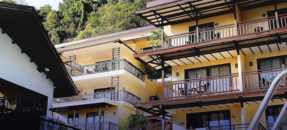 Altamare Dive and Leisure Resort Anilao in Mabini (Calabarzon)