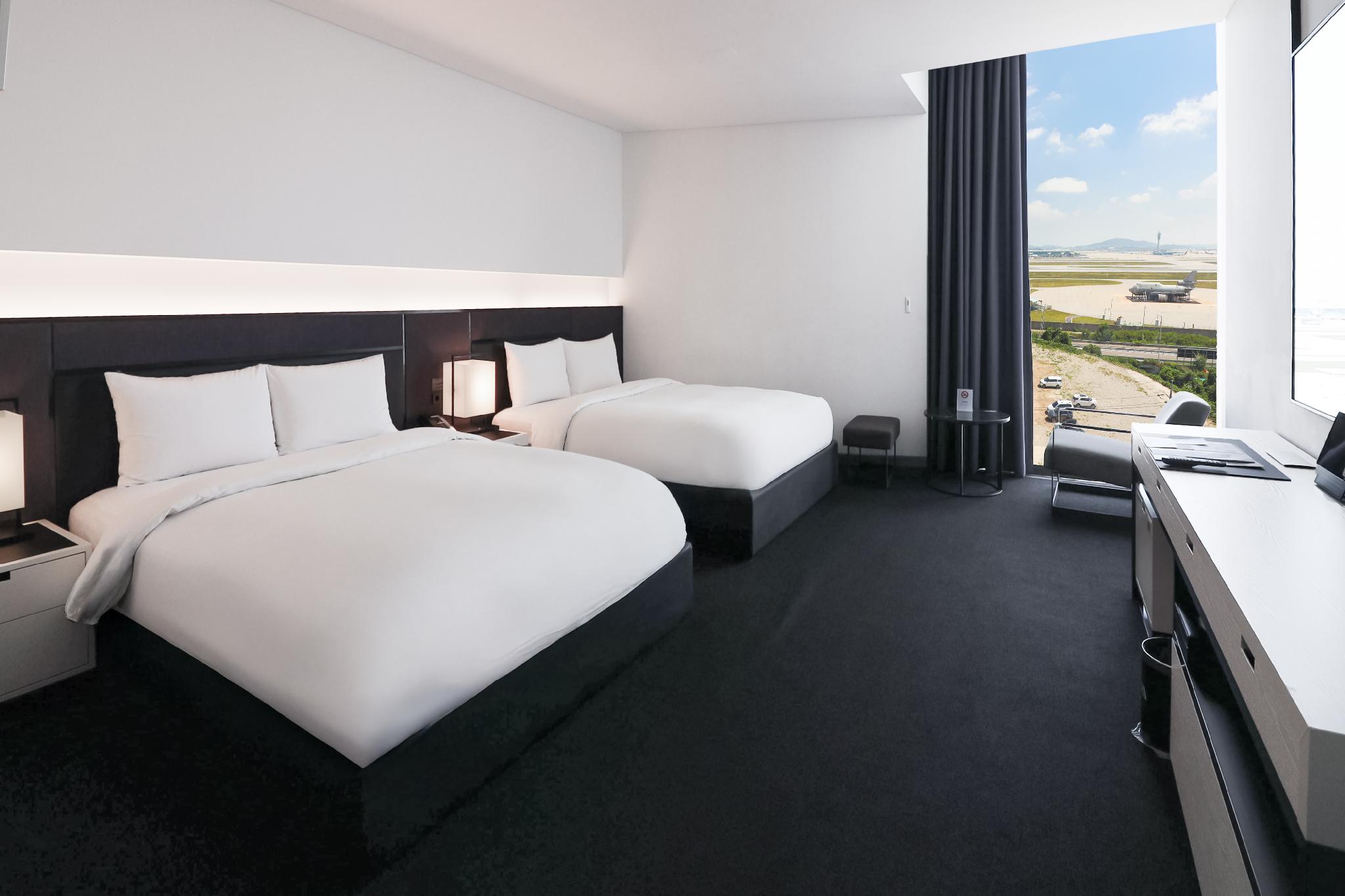 Premium, Family, 2 Double Beds, Airport View