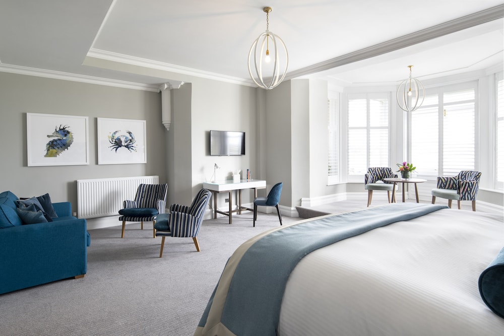 Padstow Harbour Hotel 36/64