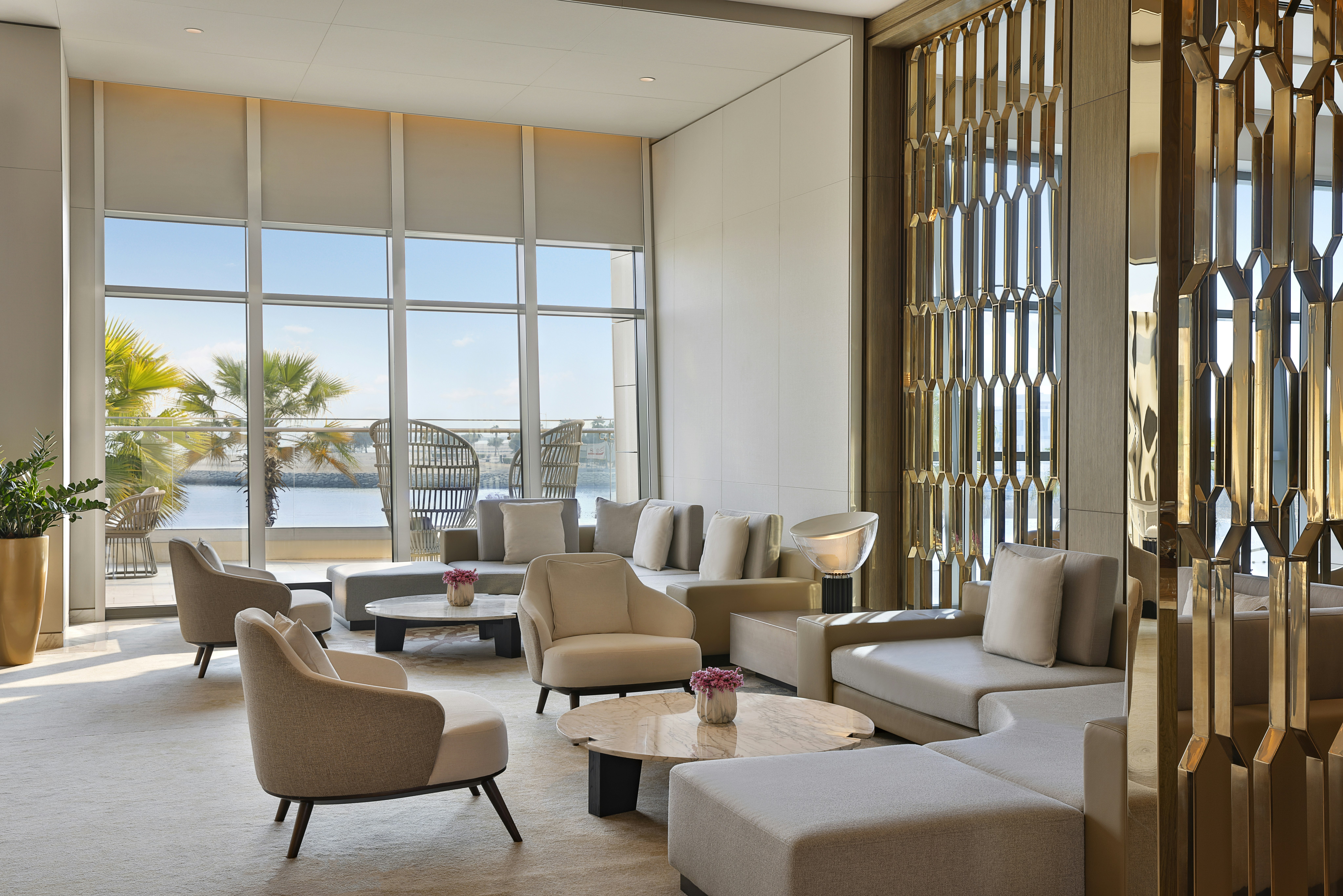INTERCONTINENTAL ABU DHABI RESIDENCE 32/65