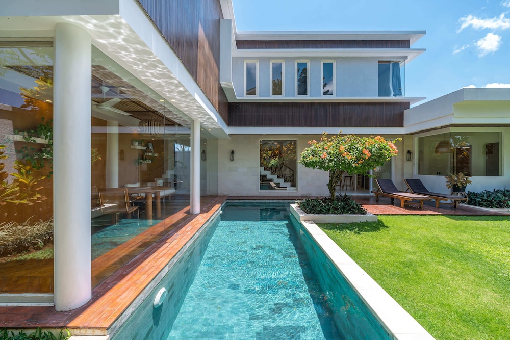 Villa Nestor 37/41