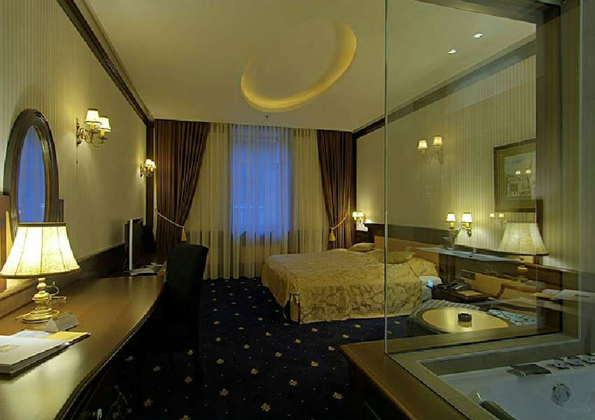 Europe Hotel 55/56