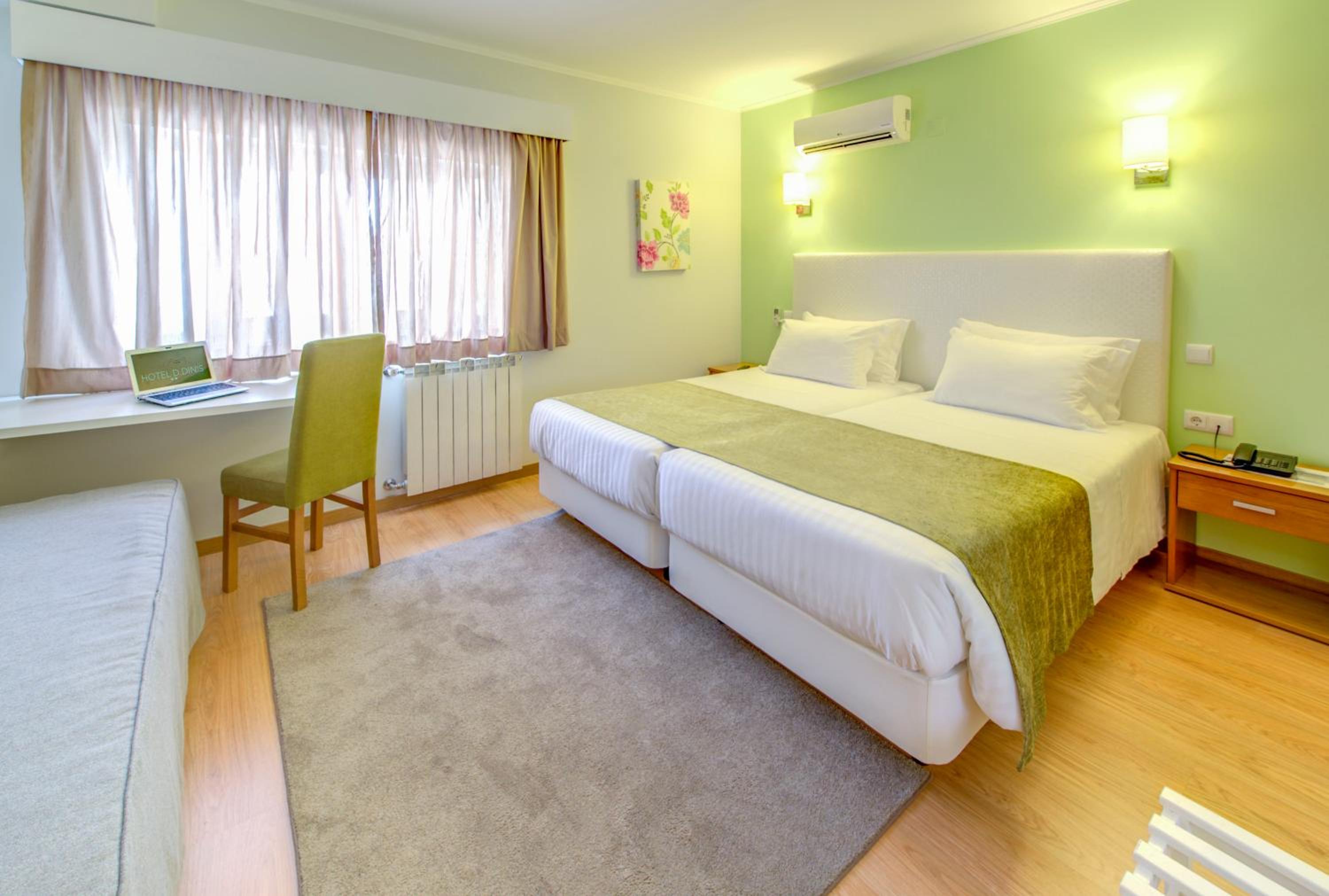 Hotel D. Dinis 8/50