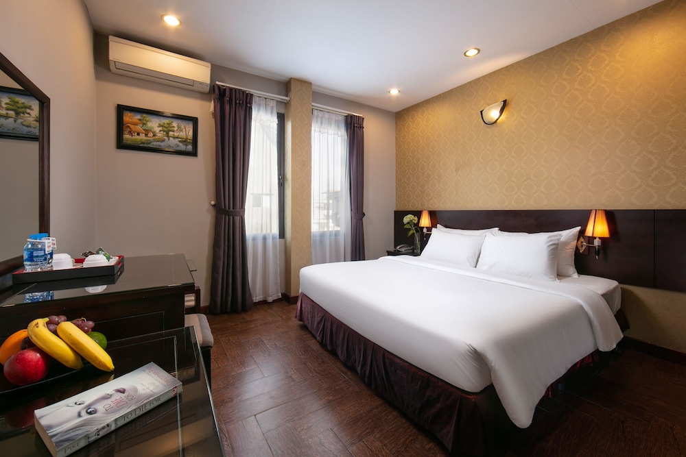 Sen Hotel 11/53