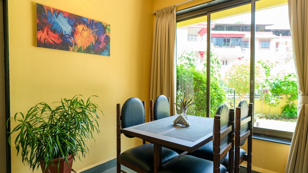 Hotel Gopika International 16/21