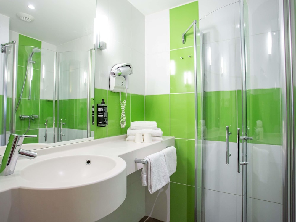 Ibis Styles Bourges 46/48