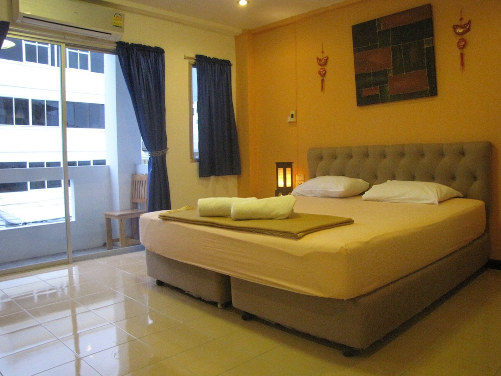 Say Cheese Guesthouse Hua Hin 7/29