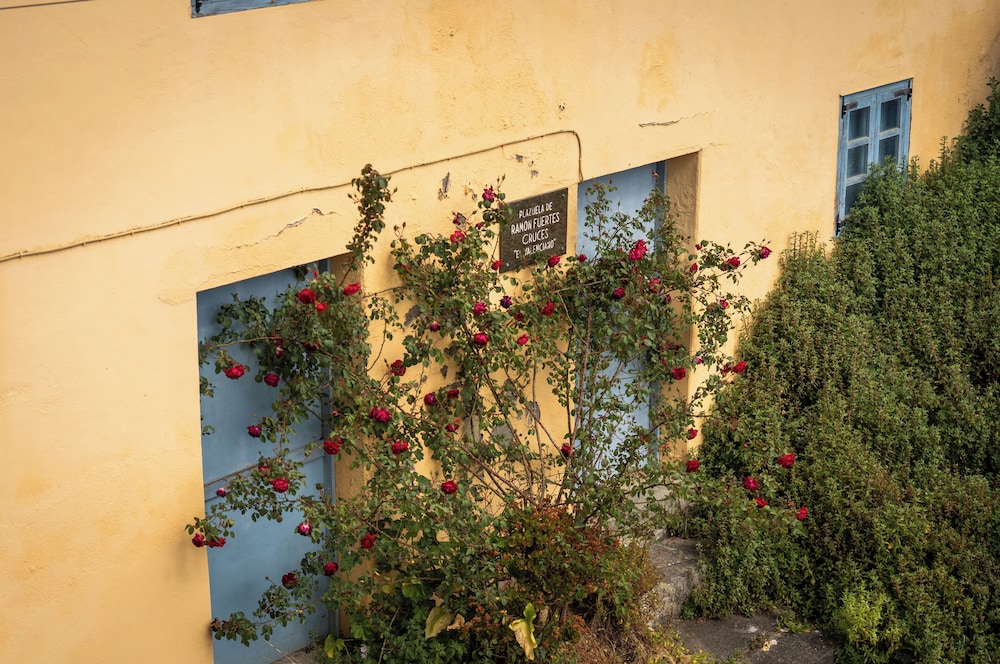 Hotel A. G. Porcillan 41/46