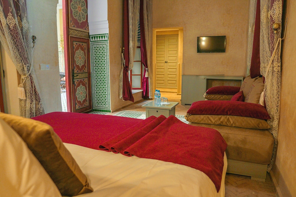 Riad Zidania 17/74