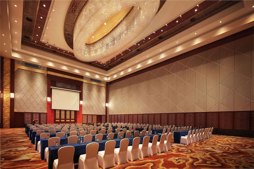 Hilton Tianjin Eco-City 47/56